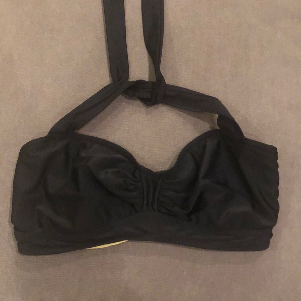 Athleta 'Sara' Halter Tie Bikini Swim Top in Black Size 36 D/DD